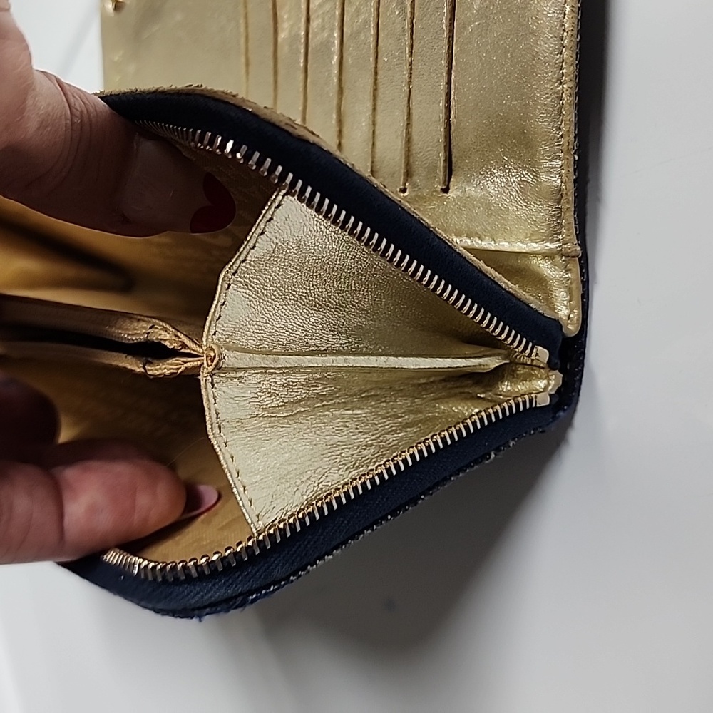 CHANEL Vintage Zip around Denim wallet - Picture 15 of 16